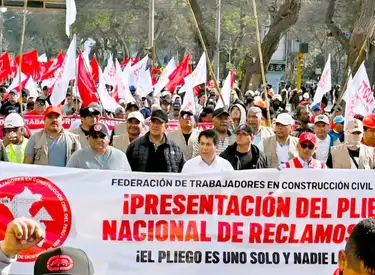 Movilización masiva de construcción civil